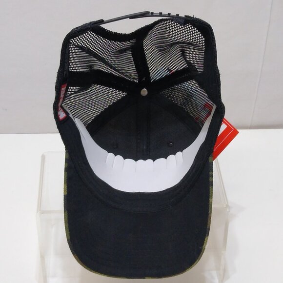 Marvel Punisher Camouflage Mesh Trucker Hat Cap Bioworld Comic Skull Logo NWT - Picture 5 of 6